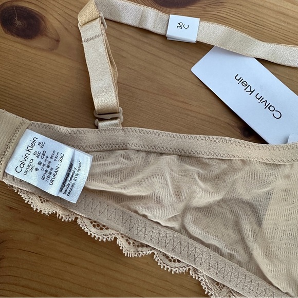 Calvin Klein | Comfort Lace Demi Bra - Picture 4 of 4